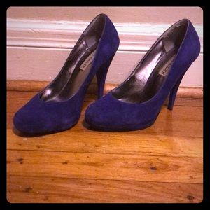 SOLD* Blue Steve Madden Pumps